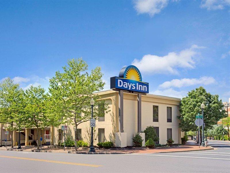Days Inn By Wyndham Silver Spring Zewnętrze zdjęcie