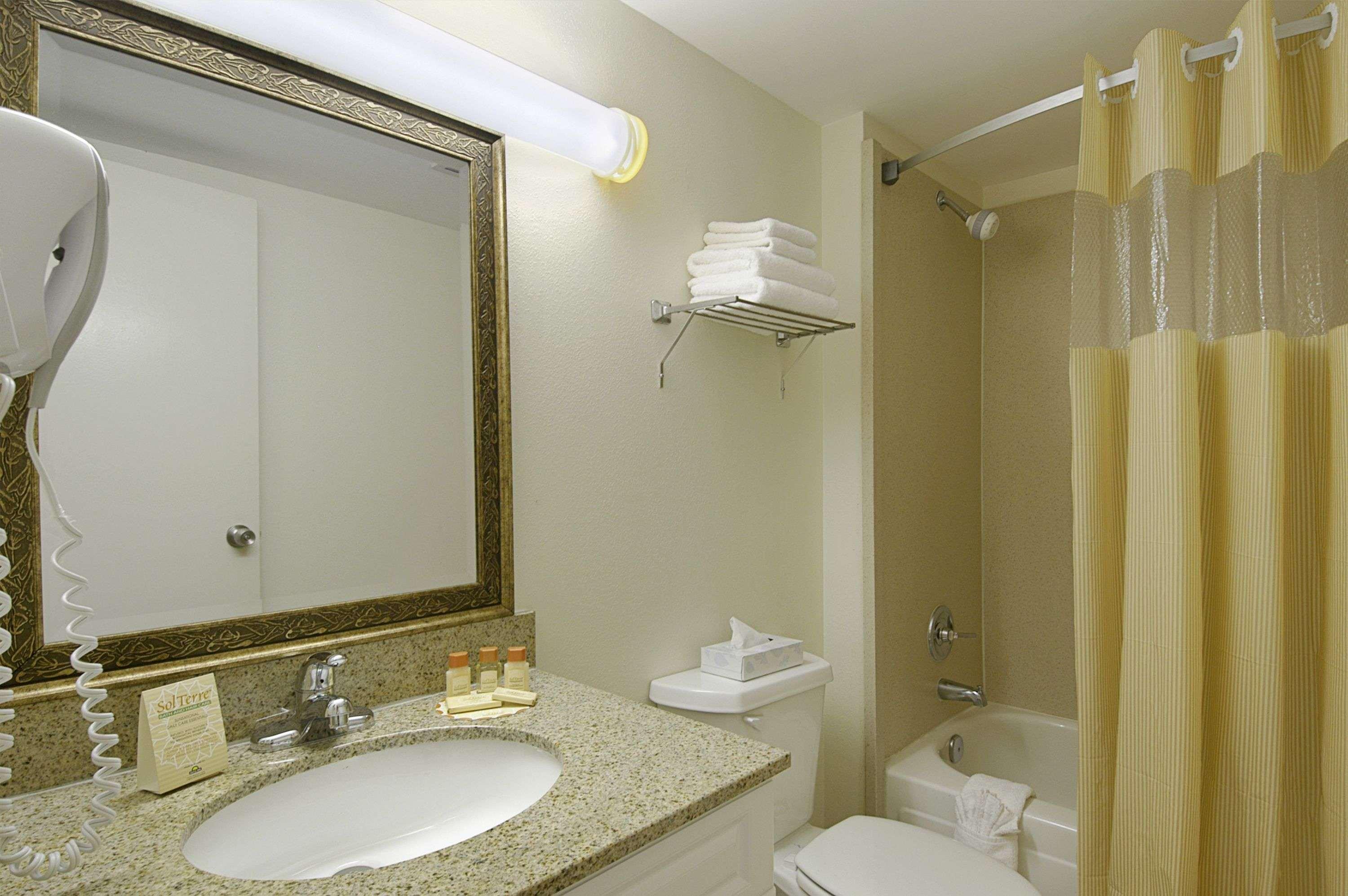 Days Inn By Wyndham Silver Spring Zewnętrze zdjęcie